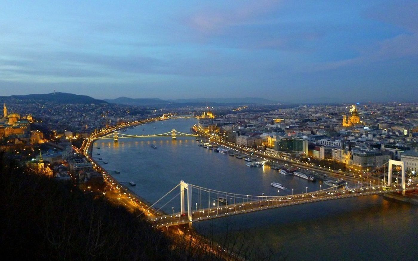 Budapest by Night Tour