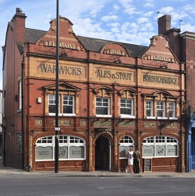 Day Trip from London to Stratford-upon-Avon & Warwick Castle