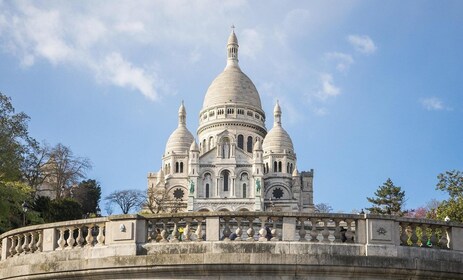 Paris: Sacre Coeur Dome Climb & Optional Seine Cruise Pass