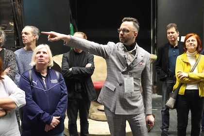 Vienna: Theatre an der Wien Backstage Tour