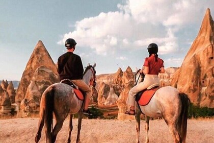 Paseos a caballo por Capadocia