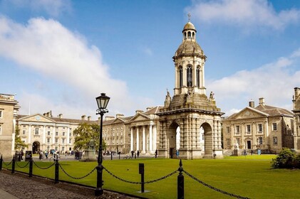 Essential Dublin: Castles, Cathedrals, Guinness & City Highlights: