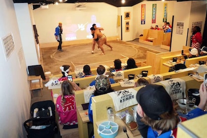 โตเกียวกินซ่า: การแสดงซูโม่พร้อมภาพถ่ายแห่งความทรงจำ พร้อมอาหารมื้อพิเศษ