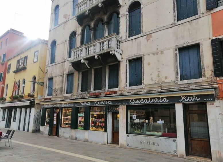 Picture 1 for Activity Venice: Traditional Cafés and Pastry Shops Walking Tour