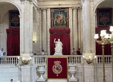 Royal Palace Guided Tour and royal collections gallery