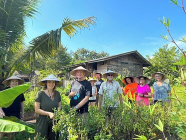 Discover Thai Cuisine with a Farm Visit and Cooking Class Chiang Mai