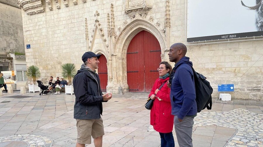 La Rochelle: Private Walking Tour with a Local