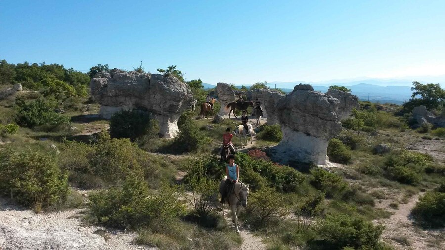Horseback riding in Provence Luberon