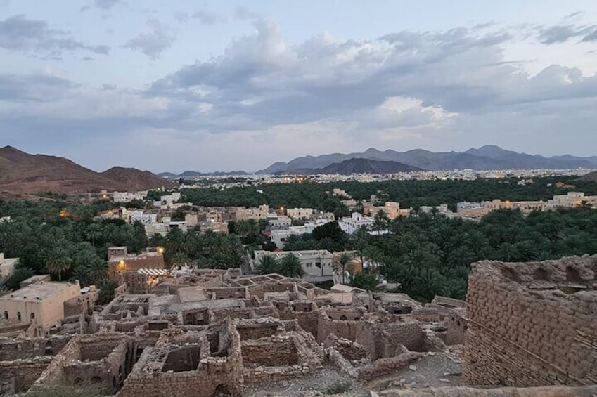 Full-Day Nizwa Fort, Bahla Fort and Jabreen Castle Private Tour