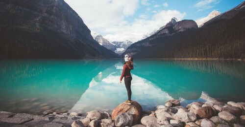 Lake Louise, Emerald Lake & Johnston Canyon Fall Adventure