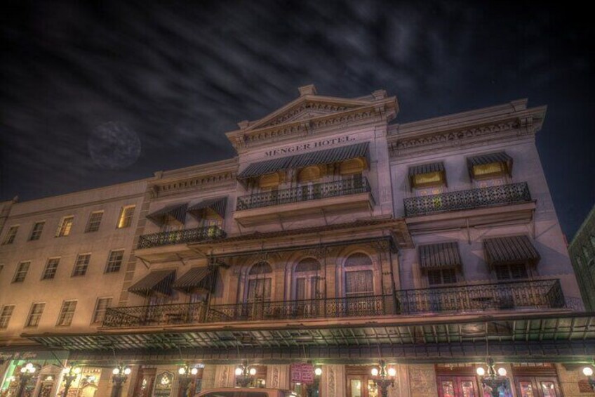 Death Warmed Over: San Antonio Haunted Pub Crawl