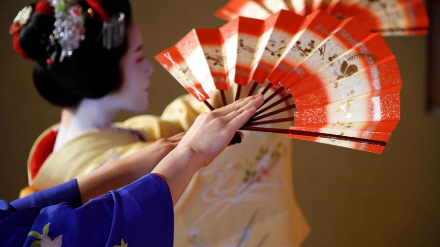 Maiko on the Noh Stage — Dance with Live Shamisen by Jikata