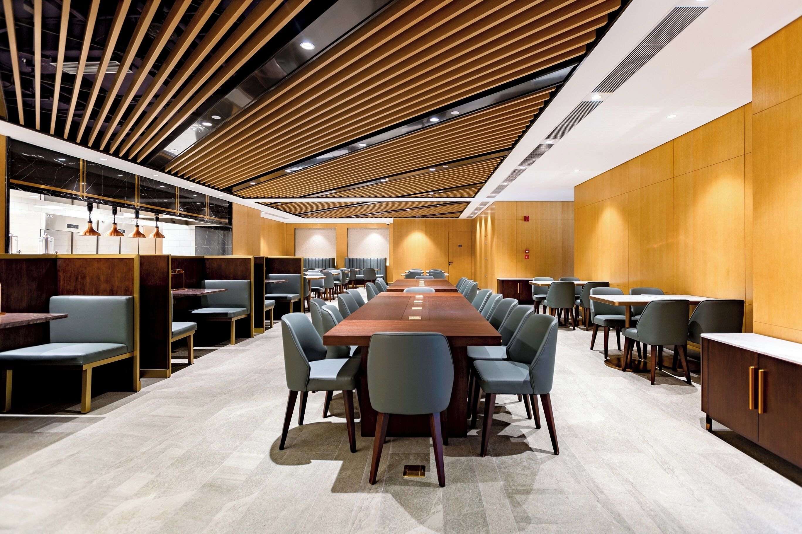 Plaza Premium Lounge V1 At Qingdao Jiaodong International Airport 