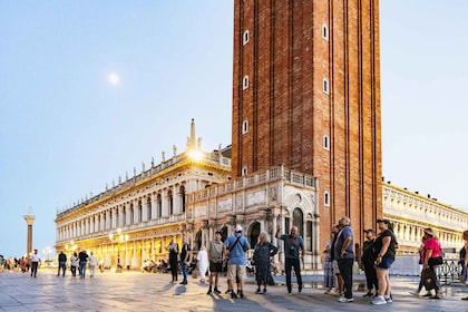 Venecia: recorrido nocturno a pie por lo más destacado y las joyas ocultas