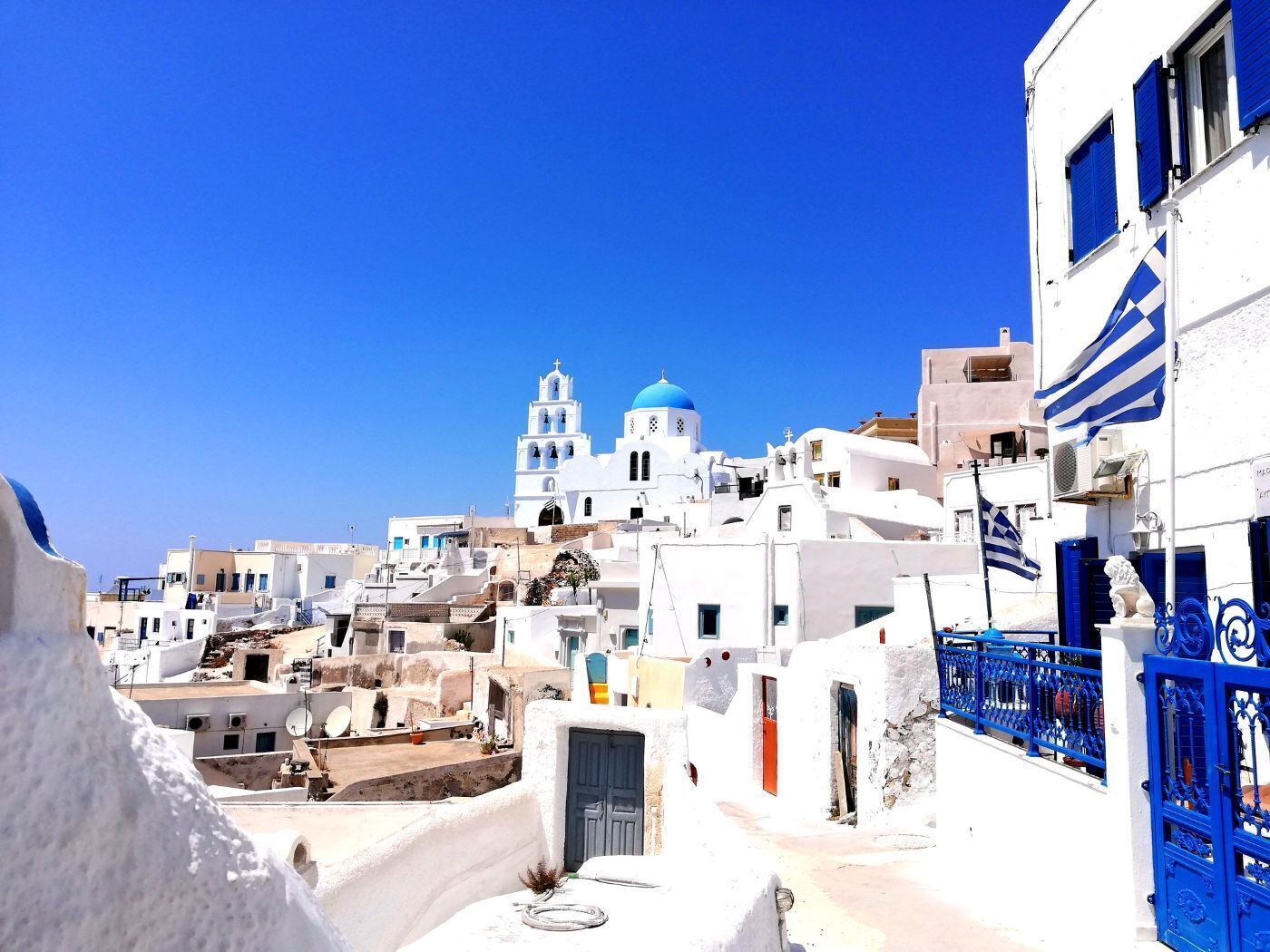 Santorini Sunset Magic: A Tour to the Island's Most Breathtaking Views