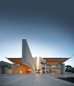 Canberra: National Portrait Gallery Guided Tour