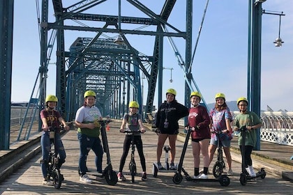 Scooter tour (a.k.a. "Little Vehicle") of Chattanooga in USA (1hr)