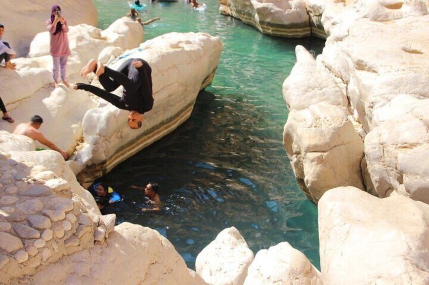 4 Days 3 Nights Package Oman Private Tour