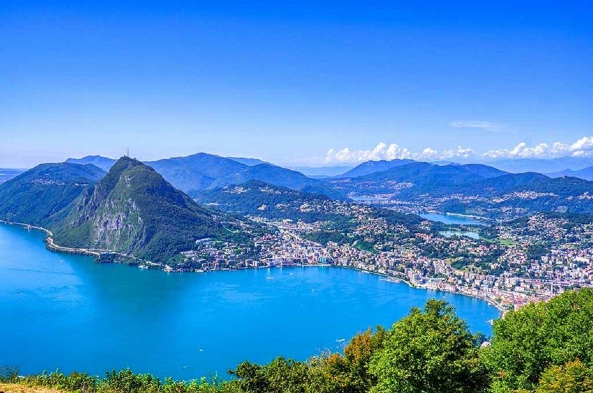 Lake Como private cruise with Varenna, Bellagio and Lugano