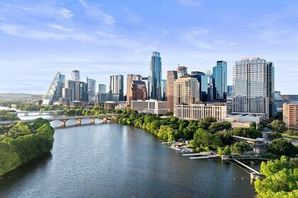 Guided Downtown Skyline Kayak Tour in Austin