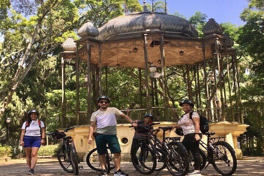 Bike Tour Of São Paulo Downtown and Hidden Gems