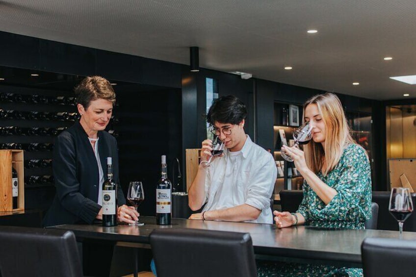 Prestige visit and tasting of 5 wines