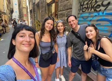 Florence: Walking Tour & Wine Window - Small Group
