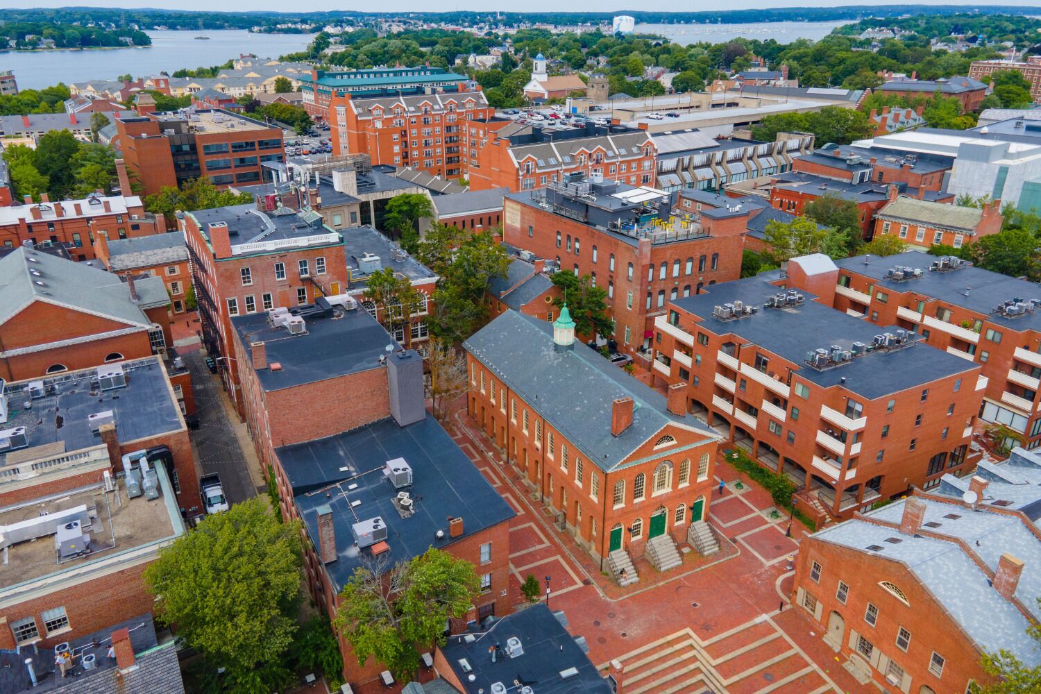 Boston Ghosts & Salem Trail: Self-Guided Driving Audio Tour Bundle