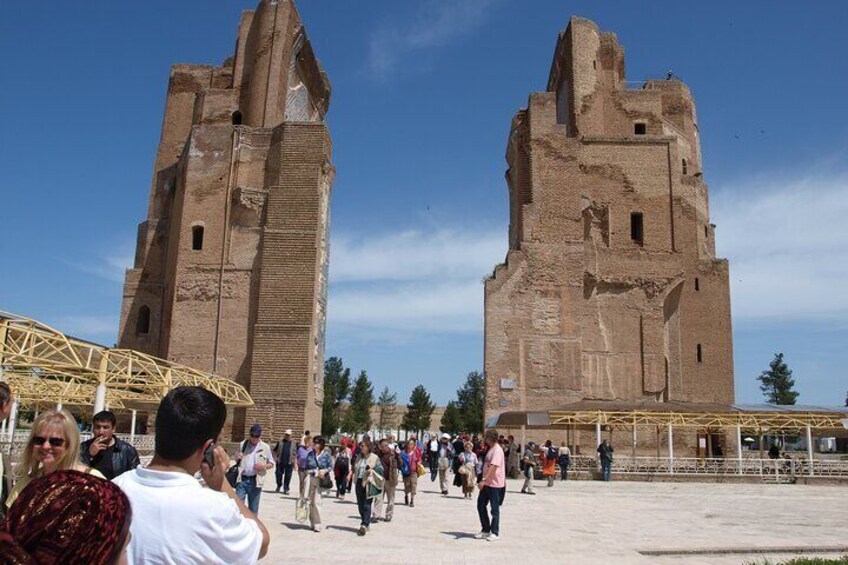 Shahrisabz private one day excursion from Samarkand, group & child discount