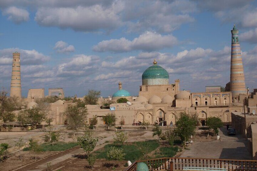 Uzbekistan tour 6 days group & child discount