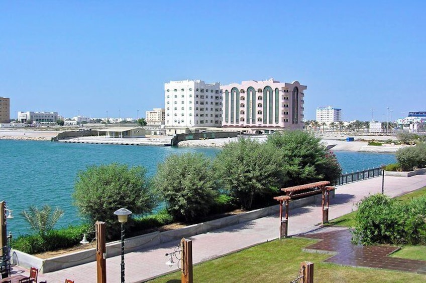 2-Hour Private Guided Walking Tour in Ras Al-Khaimah