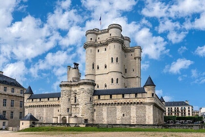 Explore Chateau Vincennes Castle Ticket