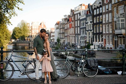 Amsterdam: Private Photoshoot in iconic locations