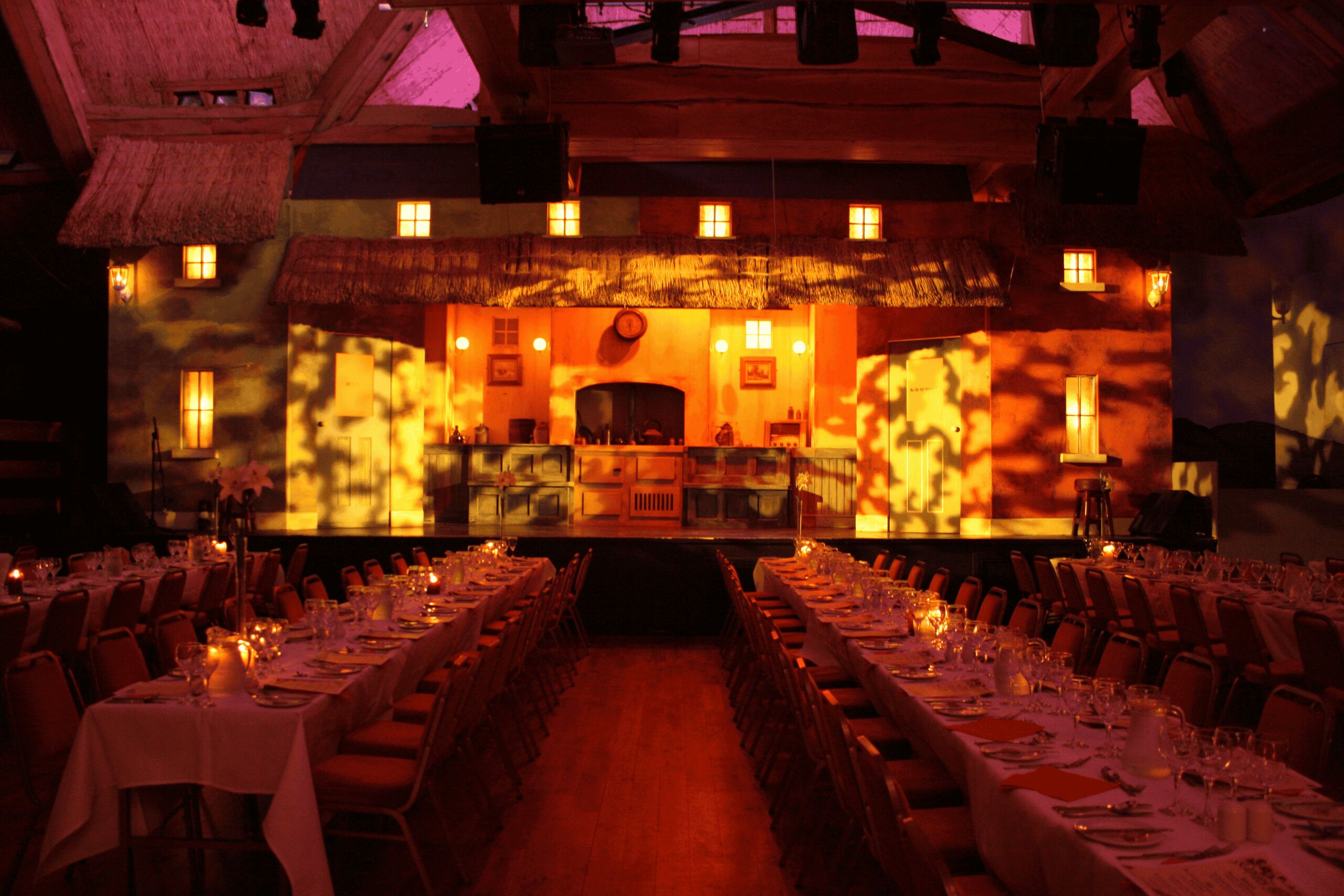 Dublin ; Taylor's Irish Night and Cabaret Shows.