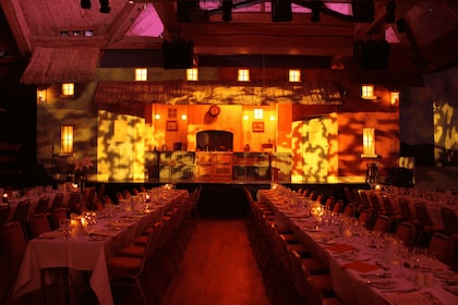 Dublin ; Taylor's Irish Night and Cabaret Shows.