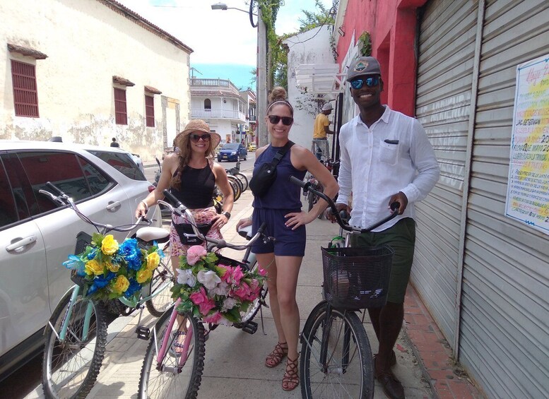 Picture 12 for Activity Cartagena: Mountain Bike Tour Tasting Flavors
