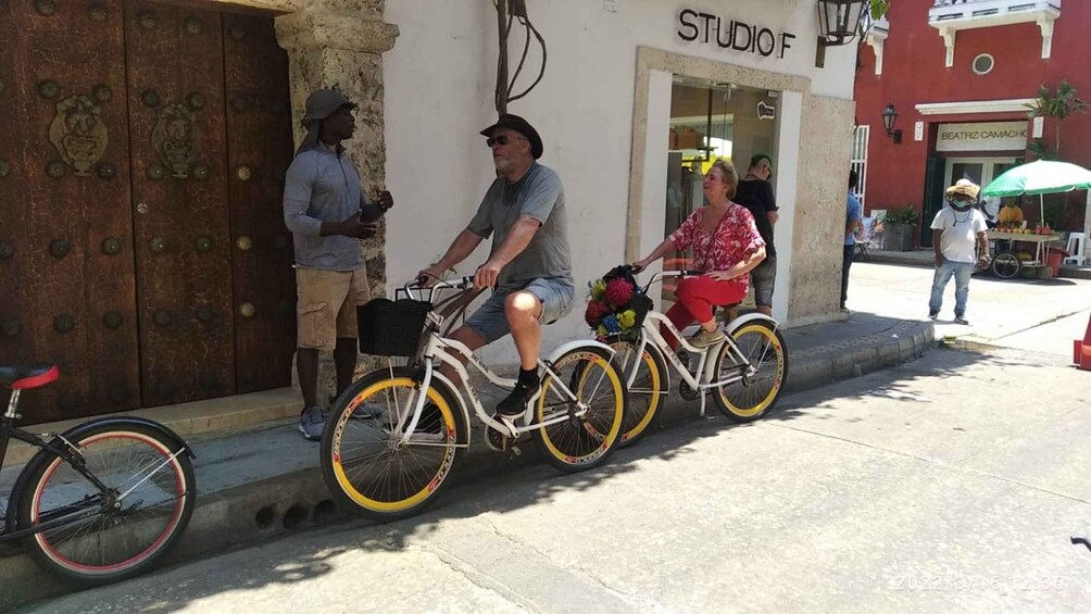 Picture 19 for Activity Cartagena: Mountain Bike Tour Tasting Flavors
