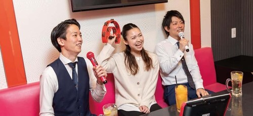 Tokyo: Karaoke Box Experience at BIG ECHO