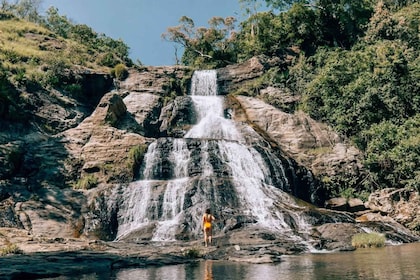 Ella: Waterfall Hunter Guided Tour with Lunch