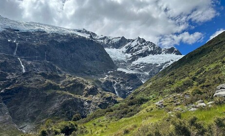 Wānaka: Private Rob Roy Glacier Guided Hike Lunch