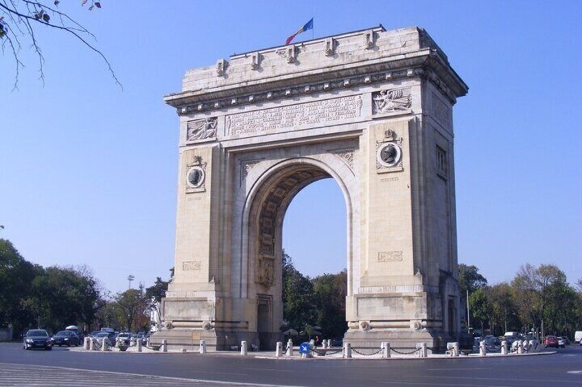 Private 2 Hour Driving Around Bucharest with a Private Guide/Driver