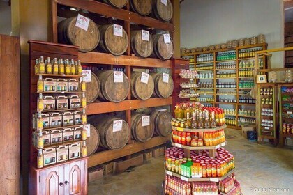 Jeep tour promotion - Waterfalls and stills