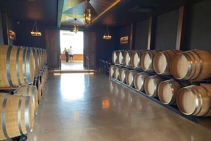 2-Day Perth to Margaret River Premium Wine and Sightseeing Tour