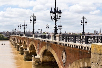 Self Guided Bordeaux Highlights Walk Explore at Your Own Pace