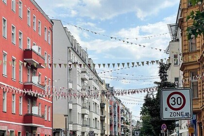 Berlin's Prenzlauer Berg: Parks & Markets city game