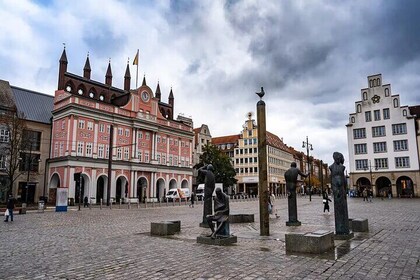 Rostock In the Shadow of Greif Premium Puzzle Tour & City Tour