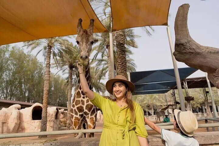 Discover Emirates Park Zoo Meet Feed and Enjoy Wildlife Shows