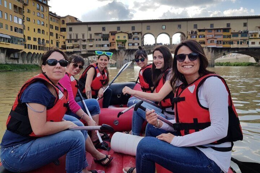 Rafting on the Arno River in Florence under the Arches of Pontevecchio