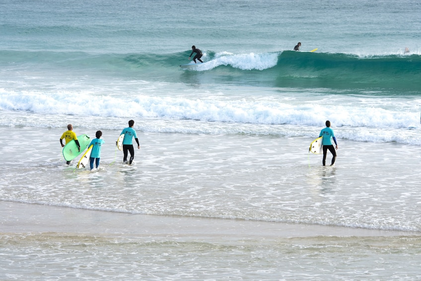 Surf class with a Pro in Fuerteventura