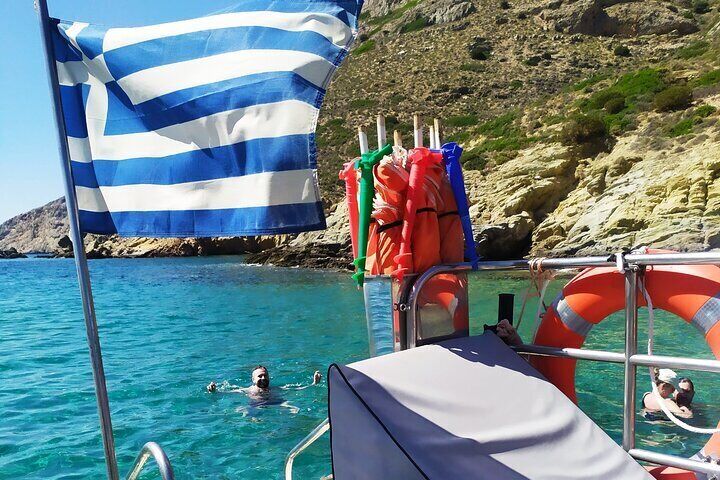 Boat and hike tour to the Hidden Beaches of Syros